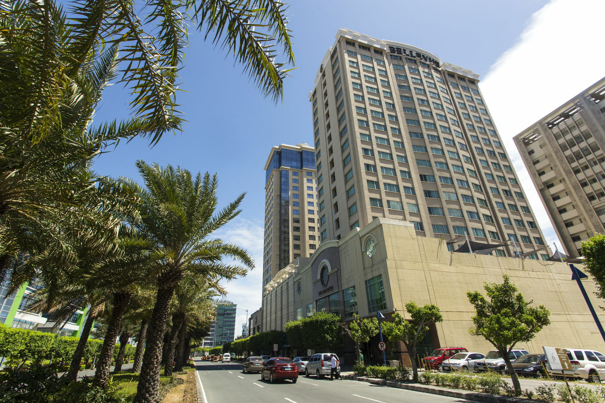 Hotel The Bellevue Manila Muntinlupa City Exterior foto